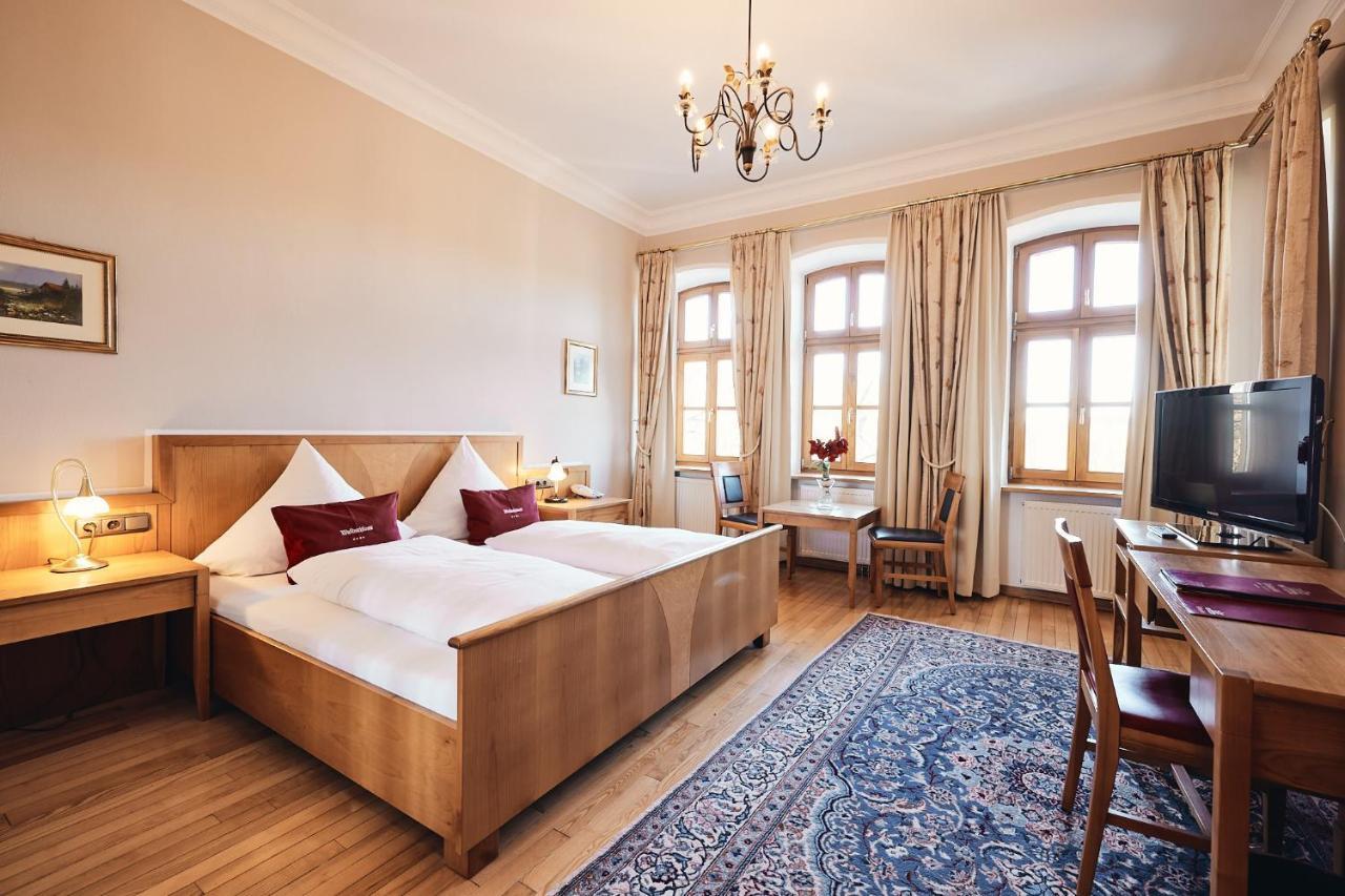 Hotel & Restaurant Waldschloss พัสเซา ภายนอก รูปภาพ